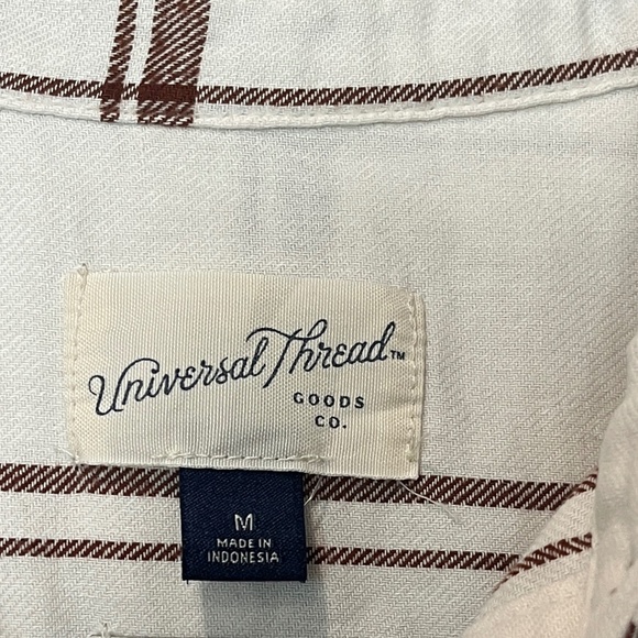 Universal Thread | Size M | Relaxed Fit Cream & Brown Wide Plaid Top - Picture 3 of 4